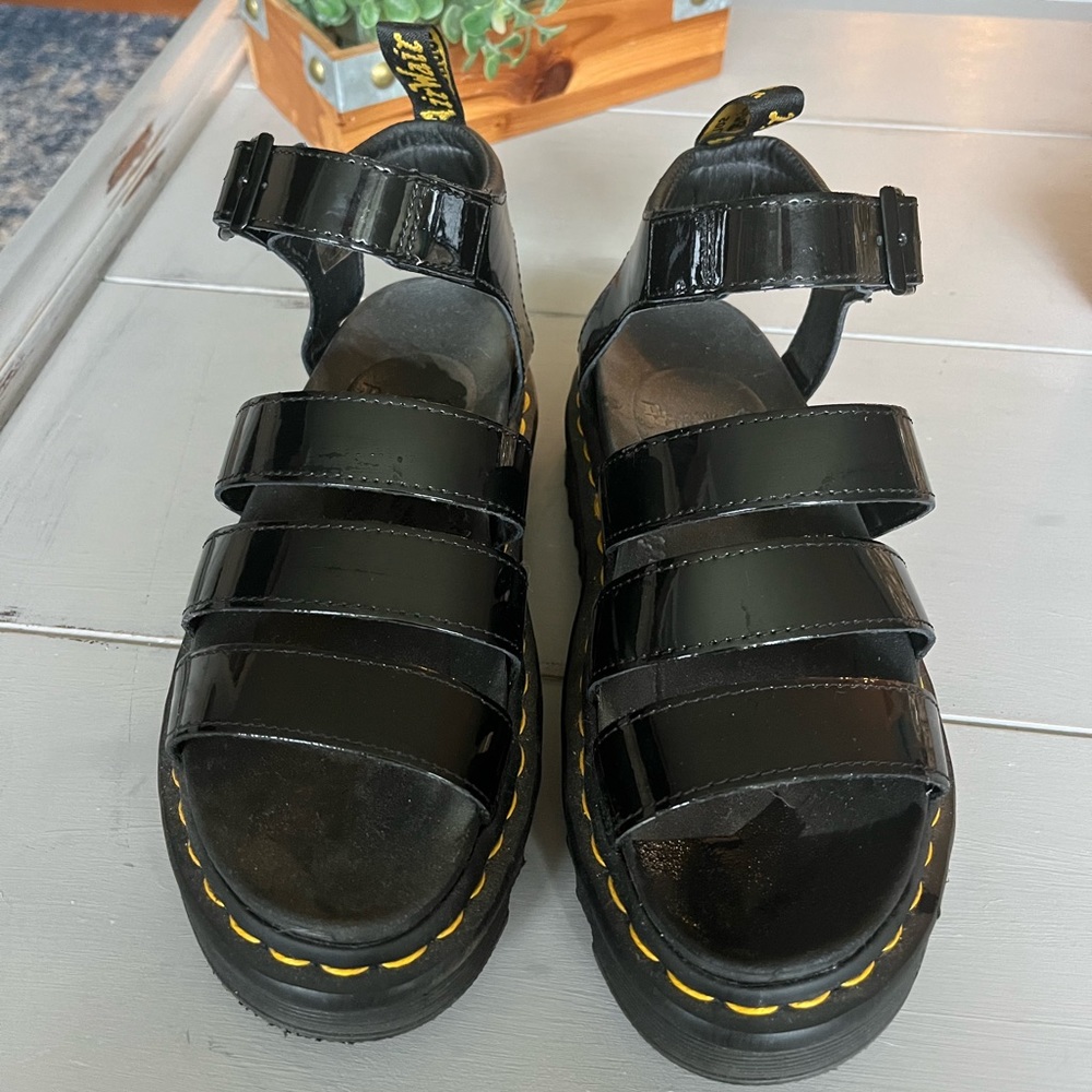 Dr. Marten Blaire patent leather platform sandals size 7